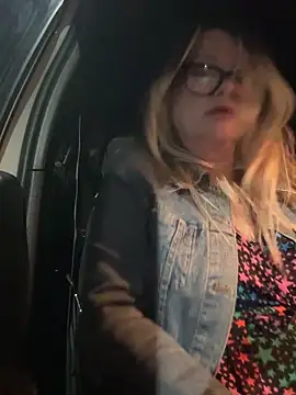 SuzieSub online show from March 2026 08:10:02 PM