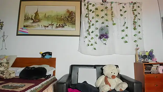 Snapshot of Mishell_Bons chatting on April 2026 10:36:02 PM Mishell Bons online show from April 2026 10:36:02 PM