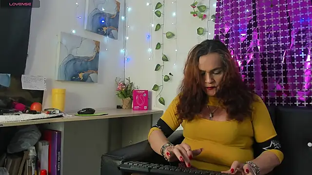 Mishell Bons online show from February 2026 07:03:02 PM