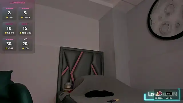 klariz09 online show from September 2025 08:52:01 PM