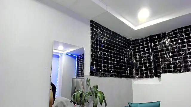 klariz09 online show from November 2025 08:42:01 PM