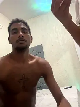 Snapshot of DiamanteNegro- chatting on November 2025 10:25:01 PM DiamanteNegro- online show from November 2025 10:25:01 PM