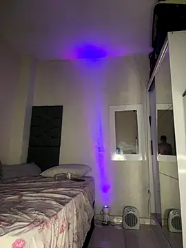 Snapshot of DiamanteNegro- chatting on November 2025 10:04:02 PM DiamanteNegro- online show from November 2025 10:04:02 PM