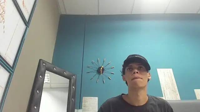 Ian1  online show from November 2025 11:13:02 AM