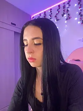 Lia  1 online show from November 2025 08:31:02 PM