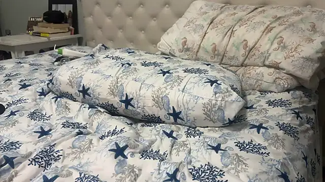 Snapshot of tattedNitalian chatting on September 2025 03:57:01 AM tattedNitalian online show from September 2025 03:57:01 AM