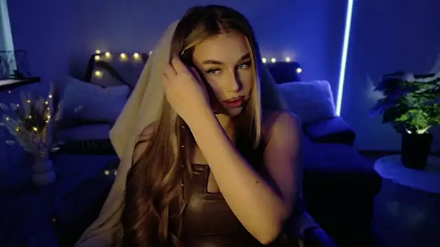 Emma candyyy online show from January 2026 09:48:01 AM