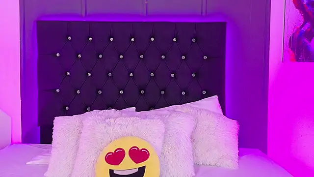Billie Eilish online show from September 2025 09:02:01 PM