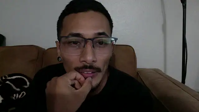 tanjir020 online show from October 2025 07:56:01 AM