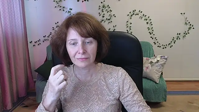 Lia Tito online show from June 2026 01:00:02 PM