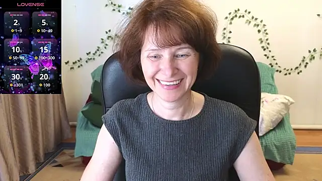 Lia Tito online show from July 2026 12:42:02 PM