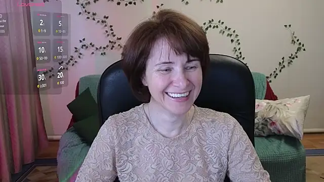 Lia Tito online show from April 2026 01:56:01 PM