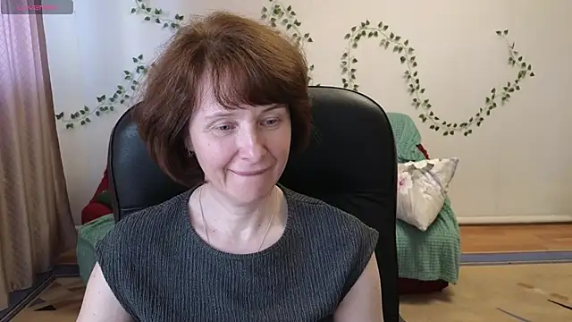 Lia Tito online show from May 2026 01:25:01 PM