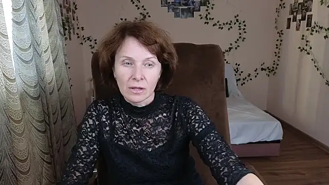 Lia Tito online show from September 2025 12:15:01 PM