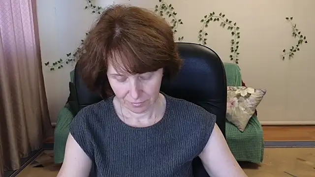 Lia Tito online show from June 2026 12:49:02 PM