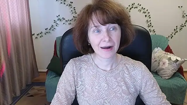 Lia Tito online show from April 2026 01:05:02 PM