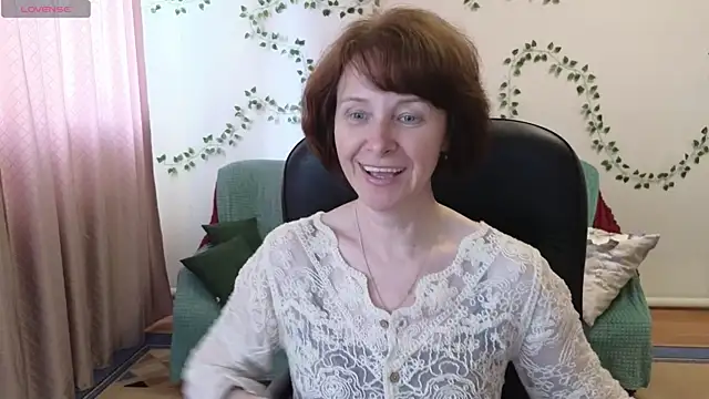 Lia Tito online show from May 2026 08:45:02 AM