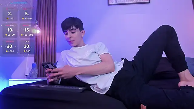 mathias saenz online show from November 2025 07:47:01 PM