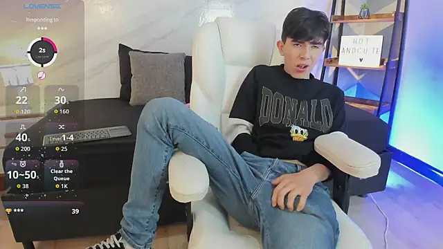 mathias saenz online show from November 2025 07:25:01 PM