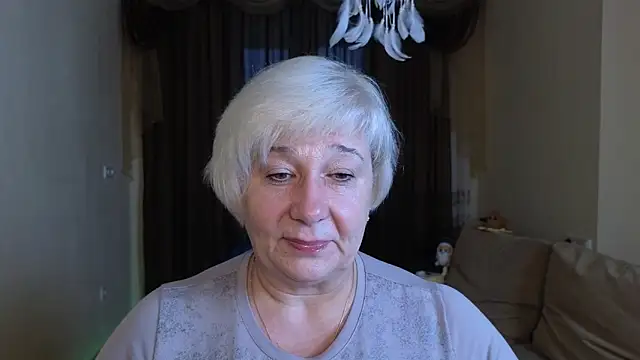 Snapshot of Milana_Milky chatting on November 2025 05:11:02 AM Milana Milky online show from November 2025 05:11:02 AM