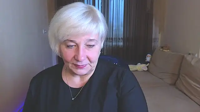 Snapshot of Milana_Milky chatting on November 2025 06:07:01 AM Milana Milky online show from November 2025 06:07:01 AM