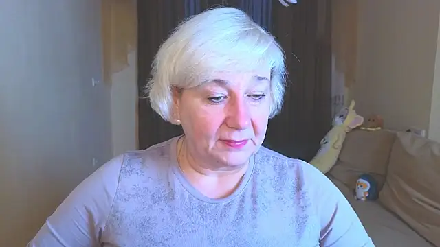 Snapshot of Milana_Milky chatting on November 2025 05:18:02 AM Milana Milky online show from November 2025 05:18:02 AM