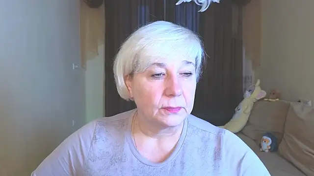 Snapshot of Milana_Milky chatting on December 2025 05:08:02 AM Milana Milky online show from December 2025 05:08:02 AM