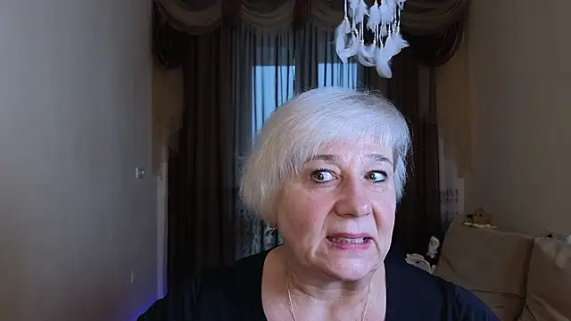 Snapshot of Milana_Milky chatting on October 2025 05:08:02 AM Milana Milky online show from October 2025 05:08:02 AM