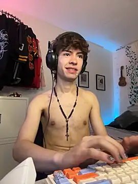 Snapshot of Tonerii chatting on September 2025 02:56:02 AM Tonerii online show from September 2025 02:56:02 AM