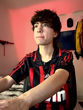 Snapshot of Tonerii chatting on October 2025 02:04:01 AM Tonerii online show from October 2025 02:04:01 AM