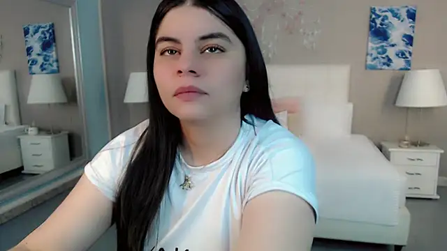 maddissonivanova online show from February 2026 07:03:02 PM