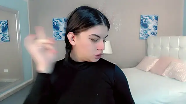 maddissonivanova online show from February 2026 06:51:02 PM