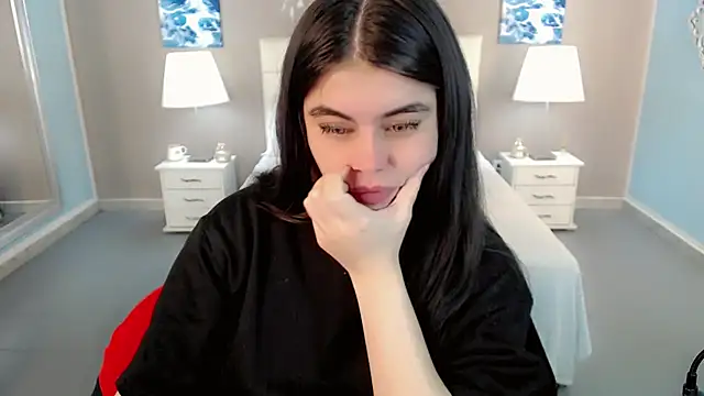 maddissonivanova online show from October 2025 12:07:01 PM