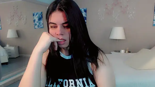 maddissonivanova online show from February 2026 07:02:02 PM