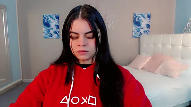 maddissonivanova online show from February 2026 07:12:01 PM