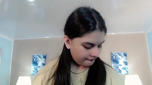 maddissonivanova online show from February 2026 07:03:01 PM