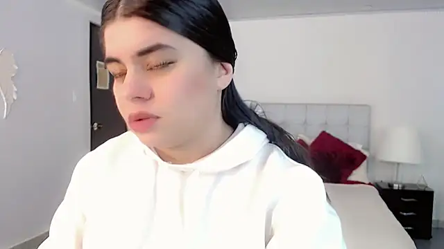 maddissonivanova online show from March 2026 07:04:02 PM