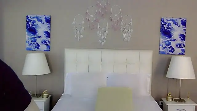 maddissonivanova online show from October 2025 07:26:01 PM