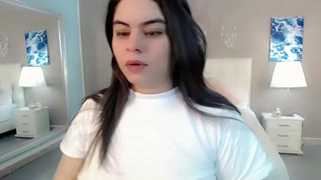 maddissonivanova online show from December 2025 07:08:01 PM