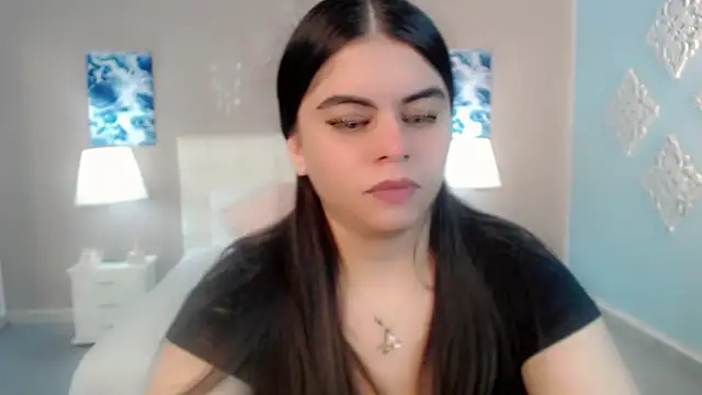 maddissonivanova online show from November 2025 07:06:01 PM