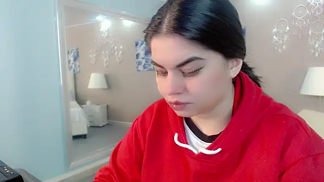 maddissonivanova online show from February 2026 07:03:02 PM