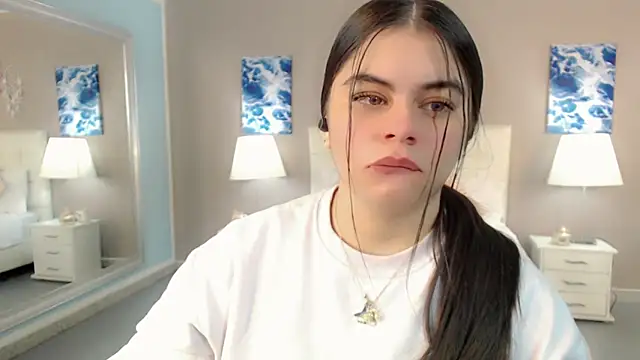 maddissonivanova online show from December 2025 06:50:01 AM