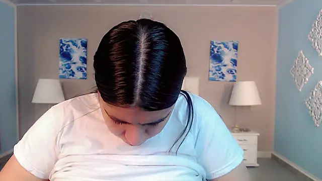 maddissonivanova online show from March 2026 06:59:02 PM