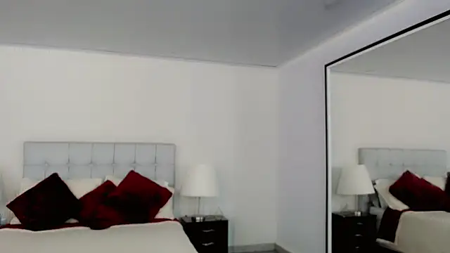 maddissonivanova online show from March 2026 07:03:02 PM