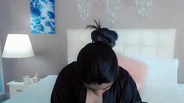 maddissonivanova online show from February 2026 07:02:02 PM