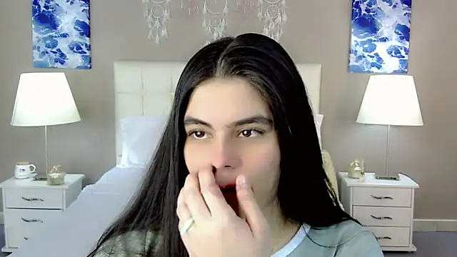 maddissonivanova online show from September 2025 07:24:02 PM