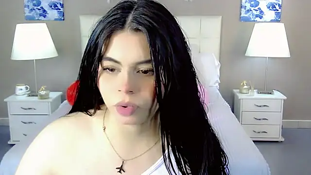 maddissonivanova online show from September 2025 07:13:02 PM