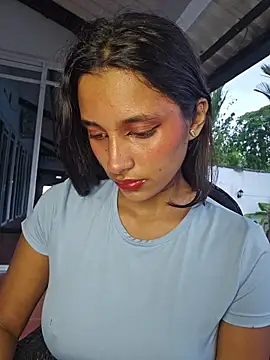 Lorena Mcfly online show from July 2026 12:02:01 PM