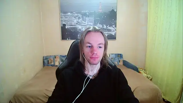 Snapshot of AdamDickens chatting on September 2025 05:17:01 PM AdamDickens online show from September 2025 05:17:01 PM