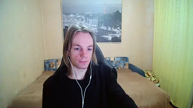Snapshot of AdamDickens chatting on September 2025 08:27:01 PM AdamDickens online show from September 2025 08:27:01 PM